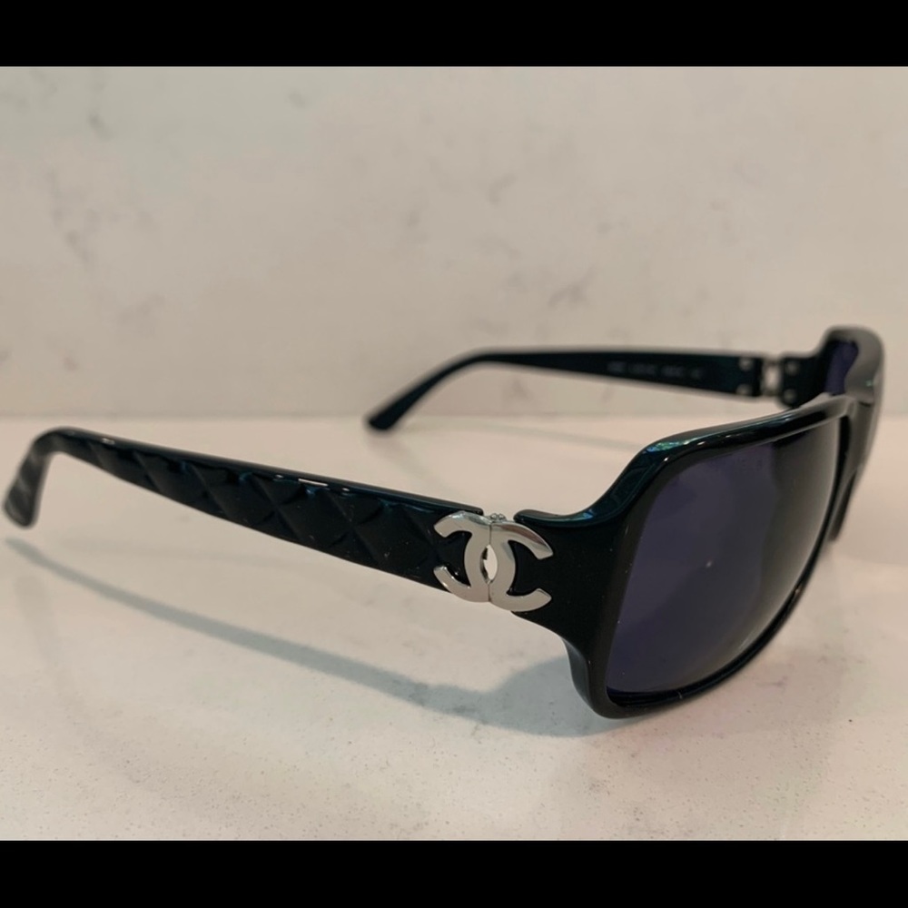 Chanel black Women’s Vintage Sunglasses
